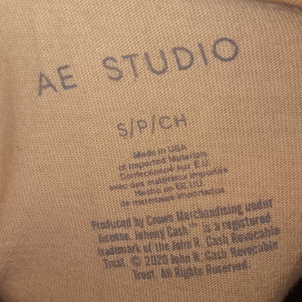 Tee - Picture 6 of 6
